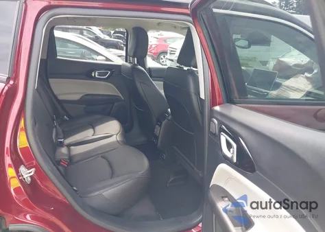 2022 Jeep Compass Limited 4X4 из США, поврежденный, VIN 3C4NJDCB3NT107464